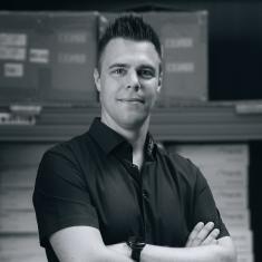 This is a photo of Niels Blondeel